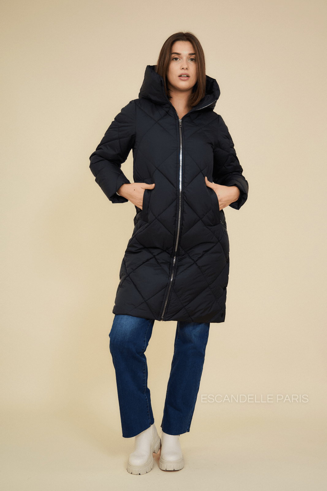 CAMERON doudoune longue matelassée noir femme - Escandelle Paris (silhouette entière)
#couleur_noir