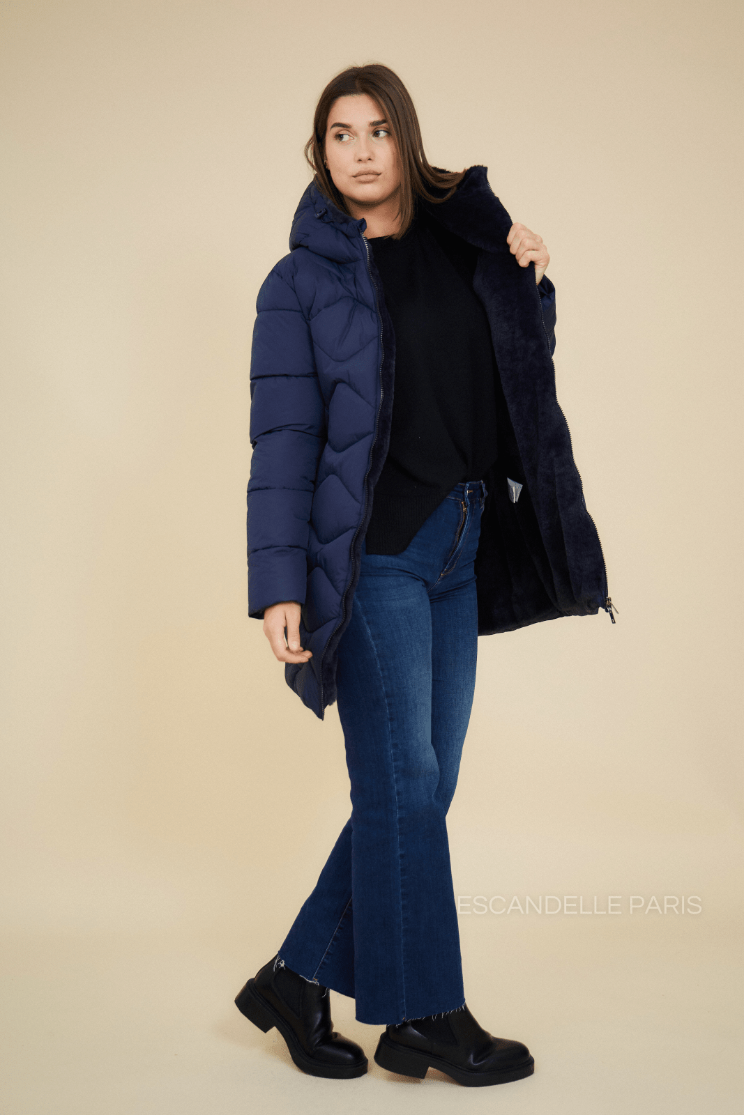 BILLIE - Doudoune Marine - Escandelle (Vue de profil droit)
#couleur_navy