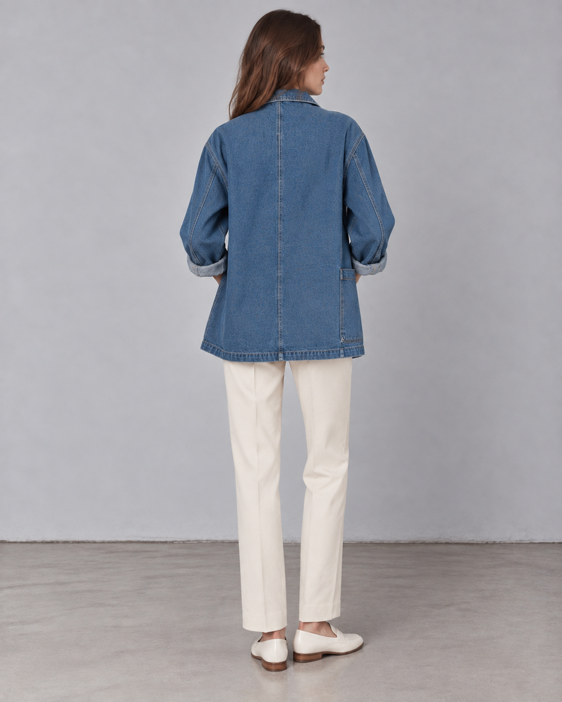 GABRIEL veste mi-longue denim oversize col chemise poches bleu jean femme - Escandelle Paris (profil gauche)
#couleur_bleujean