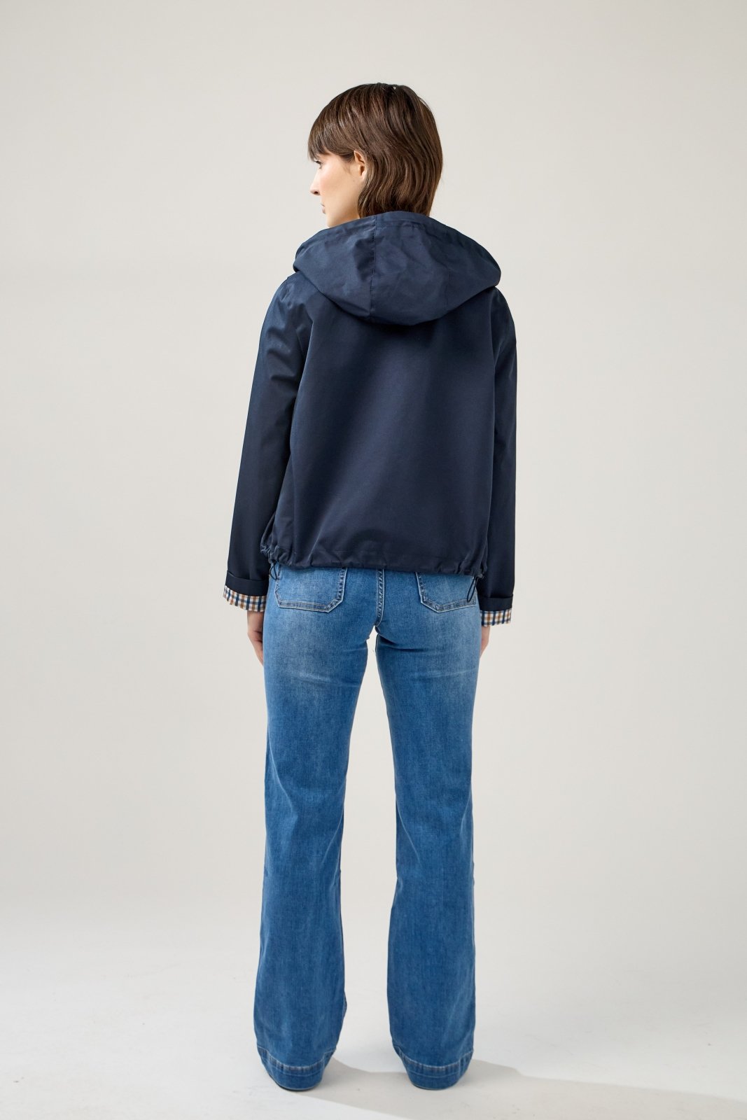 AMIRA - Parka Marine - Escandelle (Vue de dos)
#couleur_navy