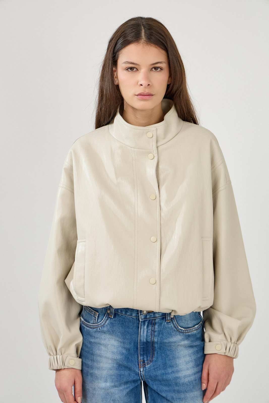 ASTRINA - Veste Beige - Escandelle (Vue de face - portrait) 
#couleur_beige