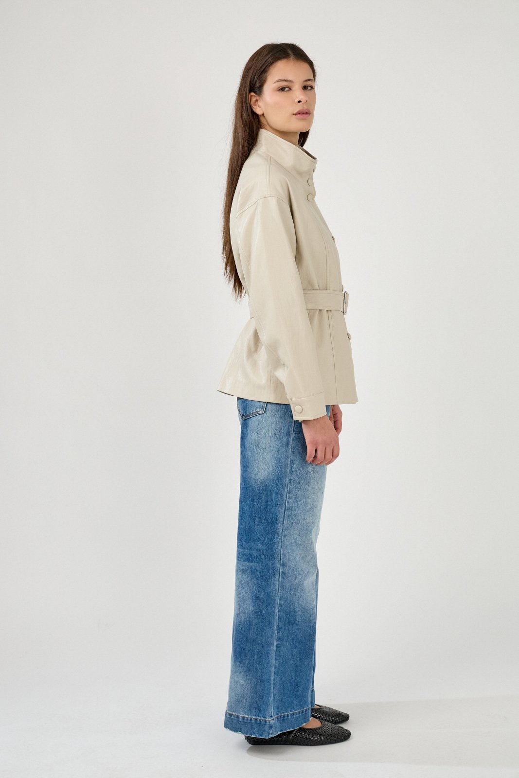 DANELLA - Veste Beige - Escandelle (Vue de profil droit)
#couleur_beige