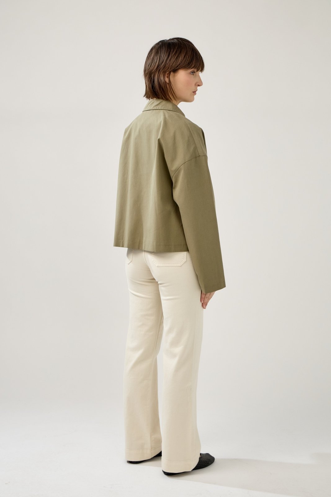 NERISSA - Veste Kaki - Escandelle (Vue de dos)
#couleur_kaki