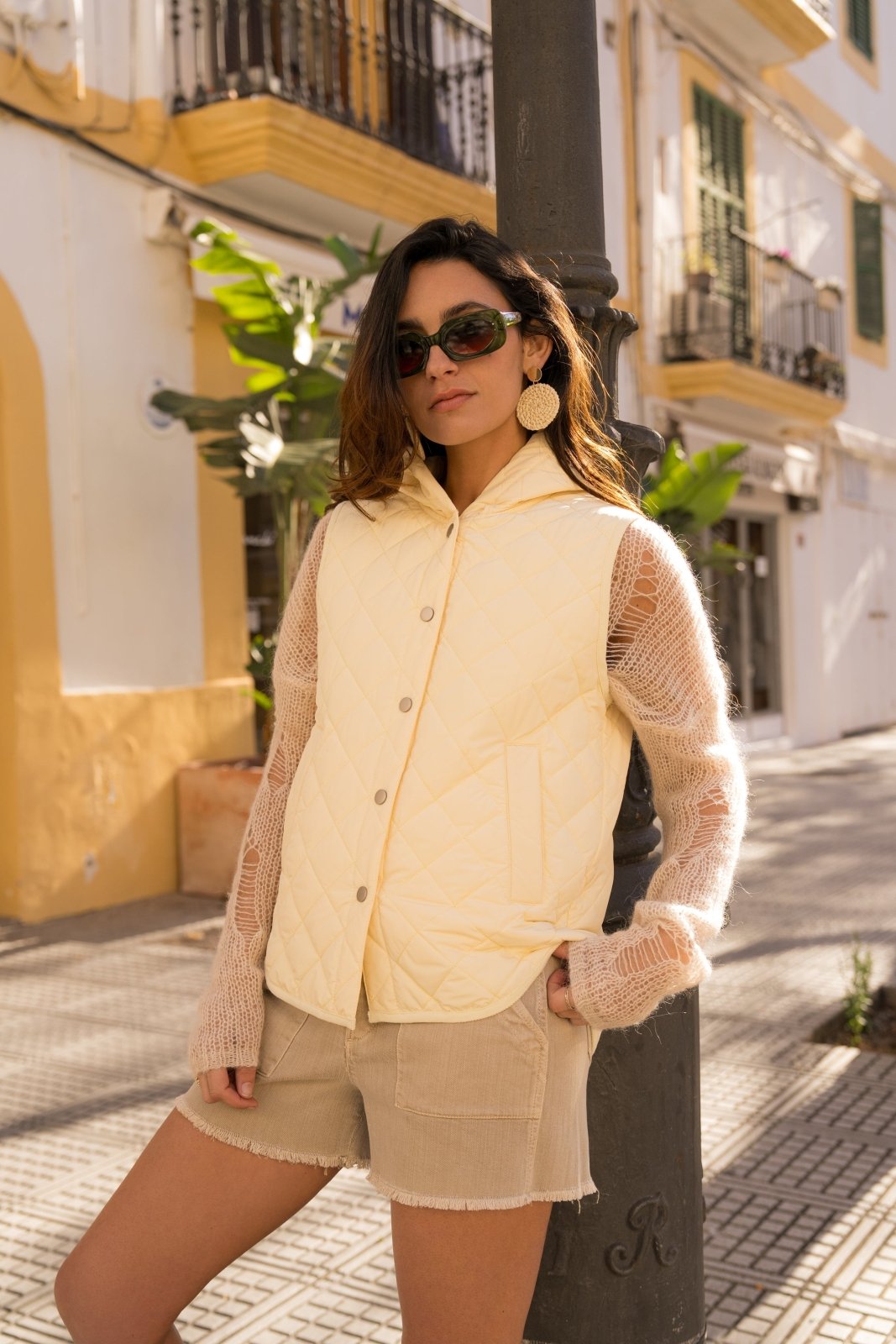 VARESSA - Veste Jaune - Escandelle (Vue de face - portrait) 
capuche) 
#couleur_jaune