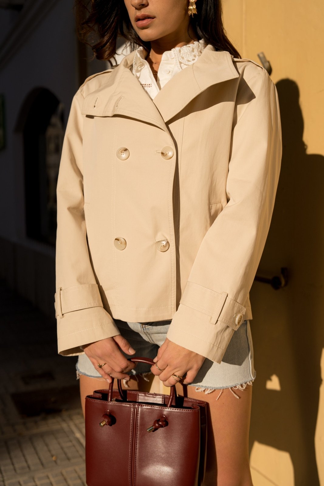 LYNARA - Veste Beige - Escandelle (détail matières)
#couleur_beige