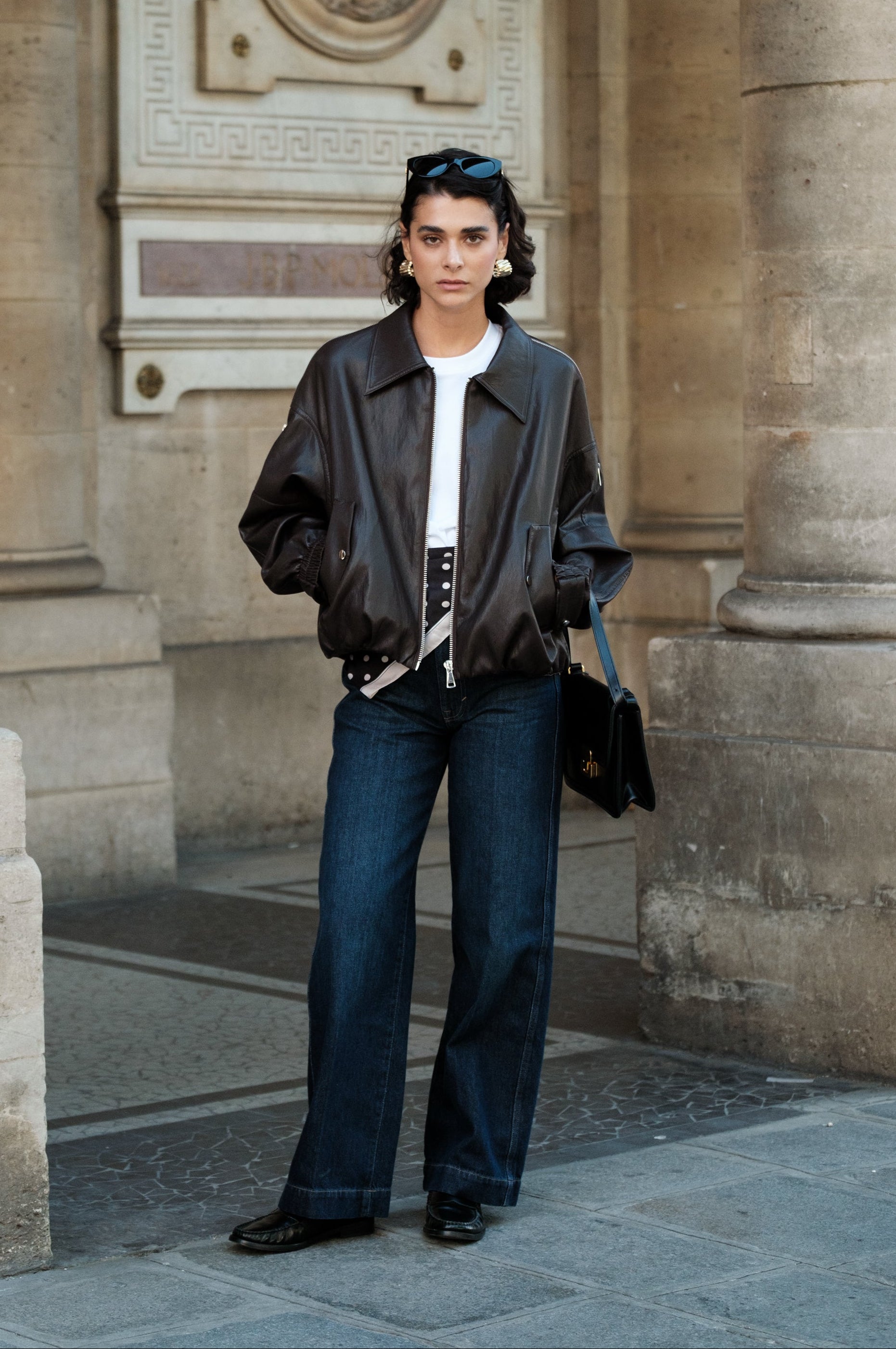 LILIANE blouson bomber similicuir col montant noir femme - Escandelle Paris (silhouette entière)
#couleur_noir