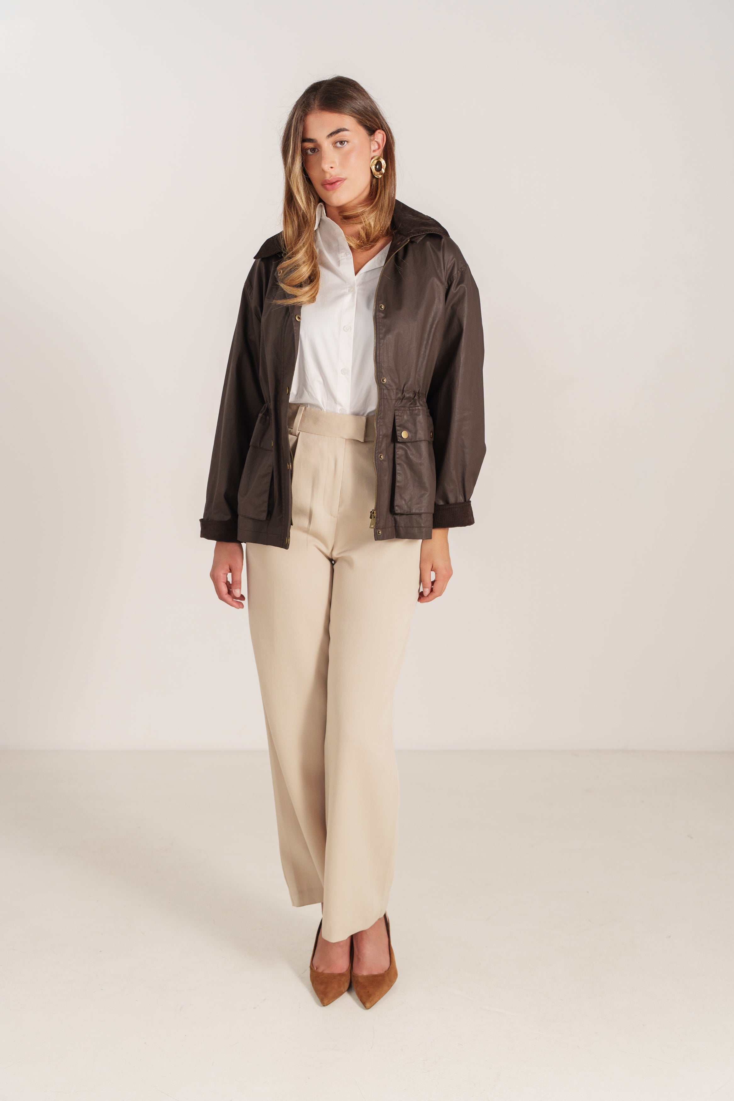 ELODIE veste mi-longue velours bi-matière capuche choco femme - Escandelle Paris (silhouette entière)
#couleur_choco