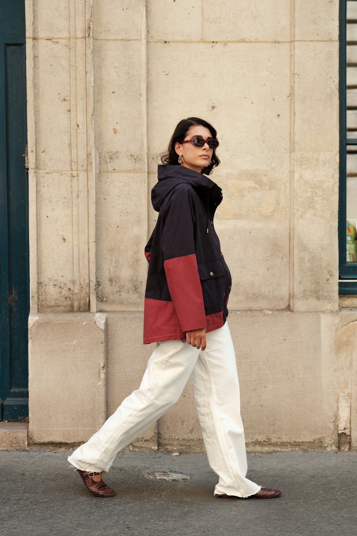 PASCALE veste mi-longue coton bicolore capuche imprimée marine femme - Escandelle Paris (profil)
#couleur_marine