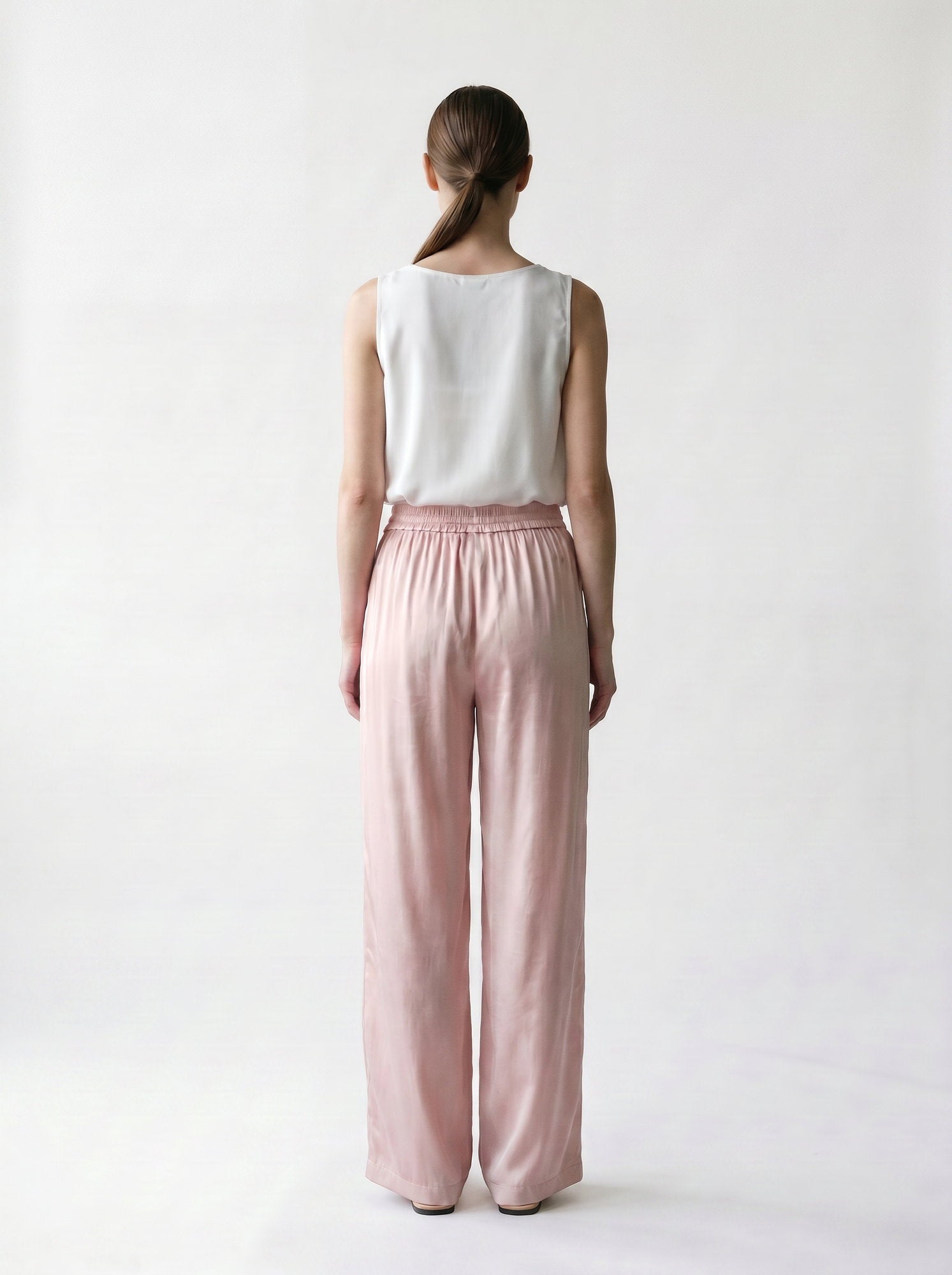 Pantalon satin - poches - élastique et lacet à la taille - EscandelleParis -Rose- Dos
#couleur_rose