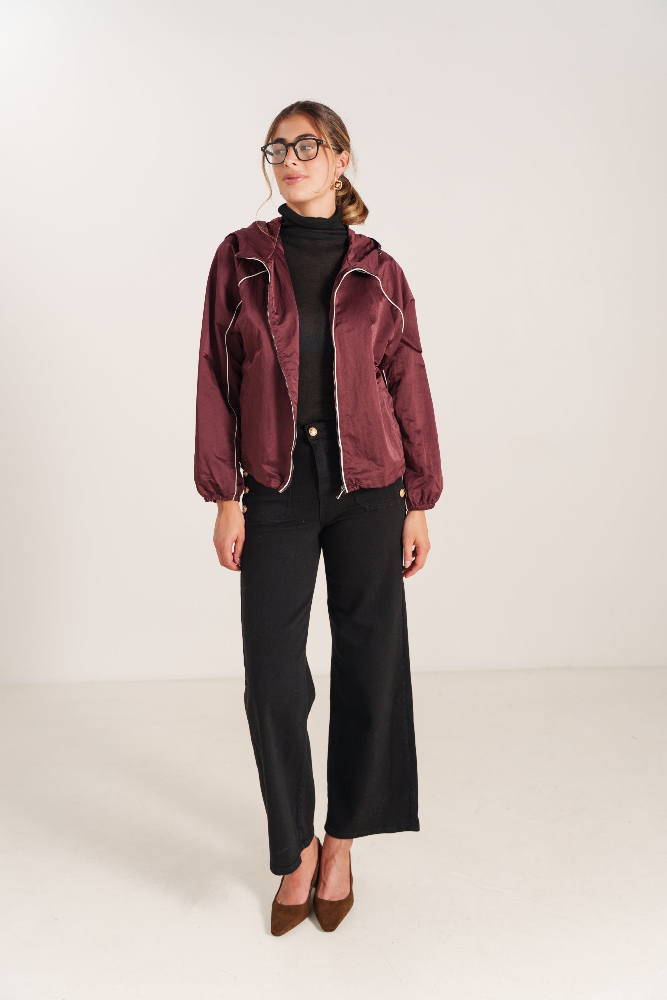 MARIANE blouson bomber court sportswear uni lie de vin femme - Escandelle Paris (silhouette entière)
#couleur_liedevin