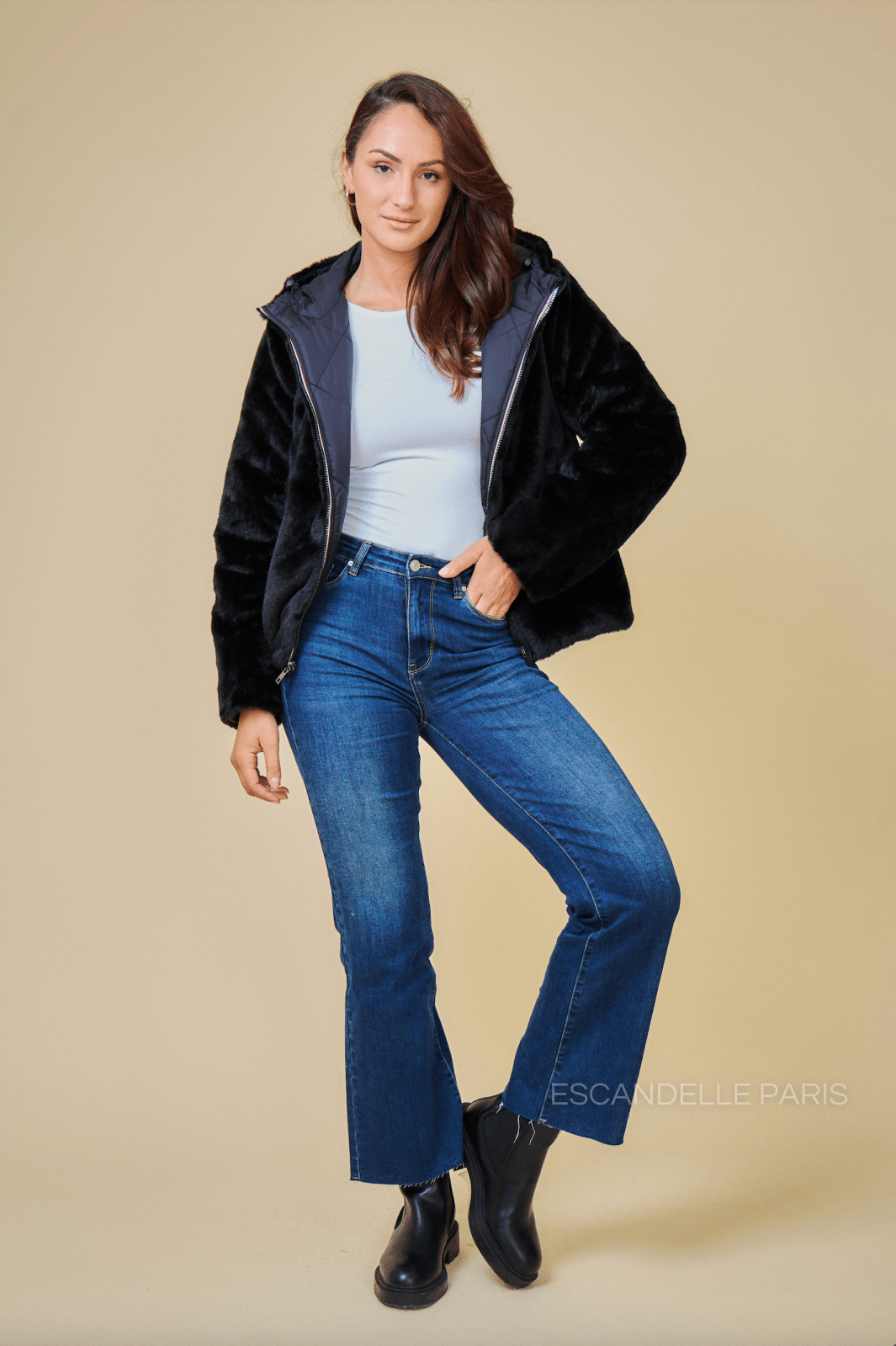 JUDY - Parka Noir - Escandelle (Vue de face - posée)
#couleur_noir