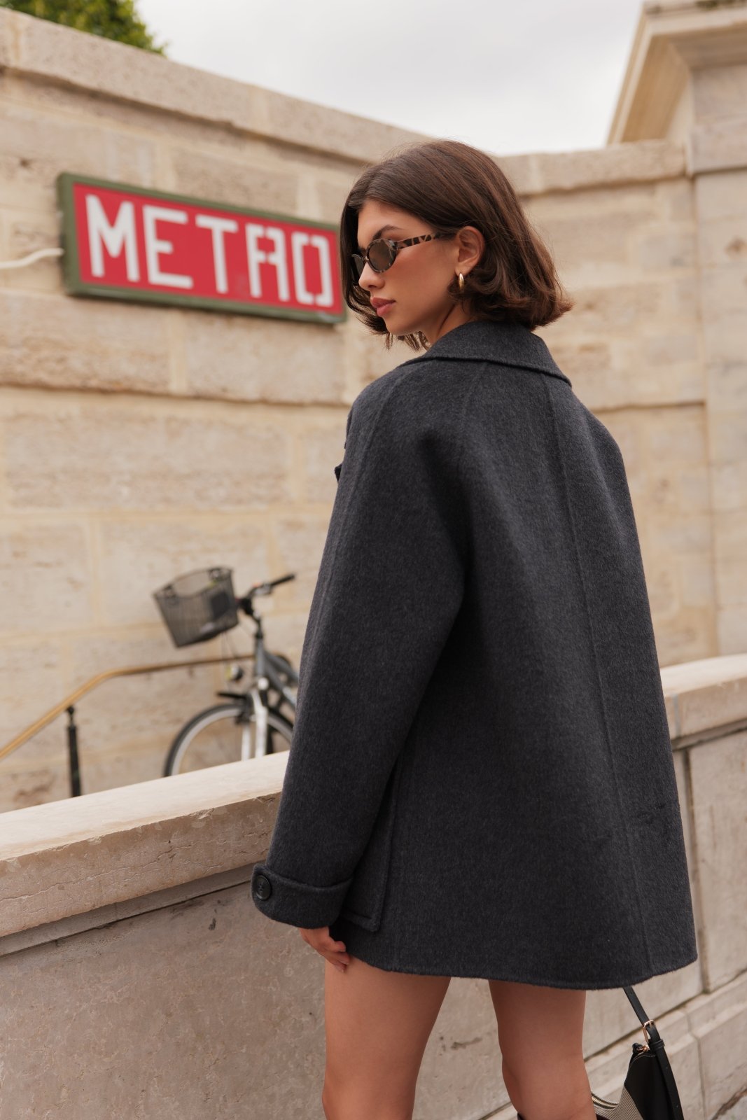 SERAPHINA - Manteau Gris - Escandelle (Vue de dos)
#couleur_gris