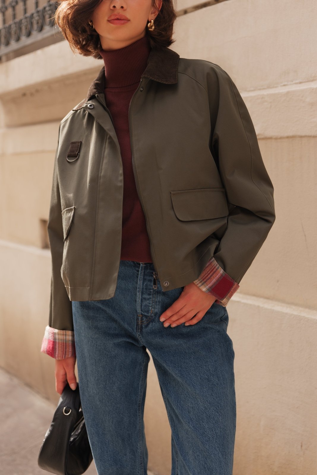 MALOU - Veste Kaki - Escandelle (Gros plan sur les détails et matières)
#couleur_kaki