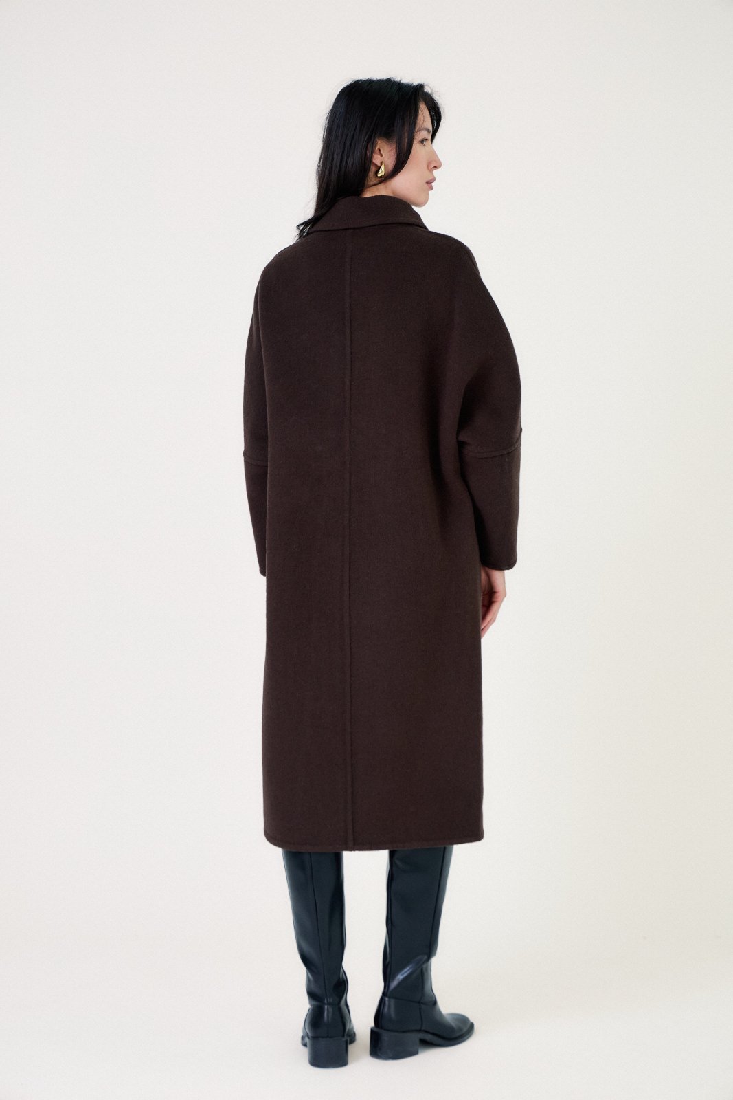 CELESTE manteau long laine oversize col chemise choco femme - Escandelle Paris (dos)
#couleur_choco