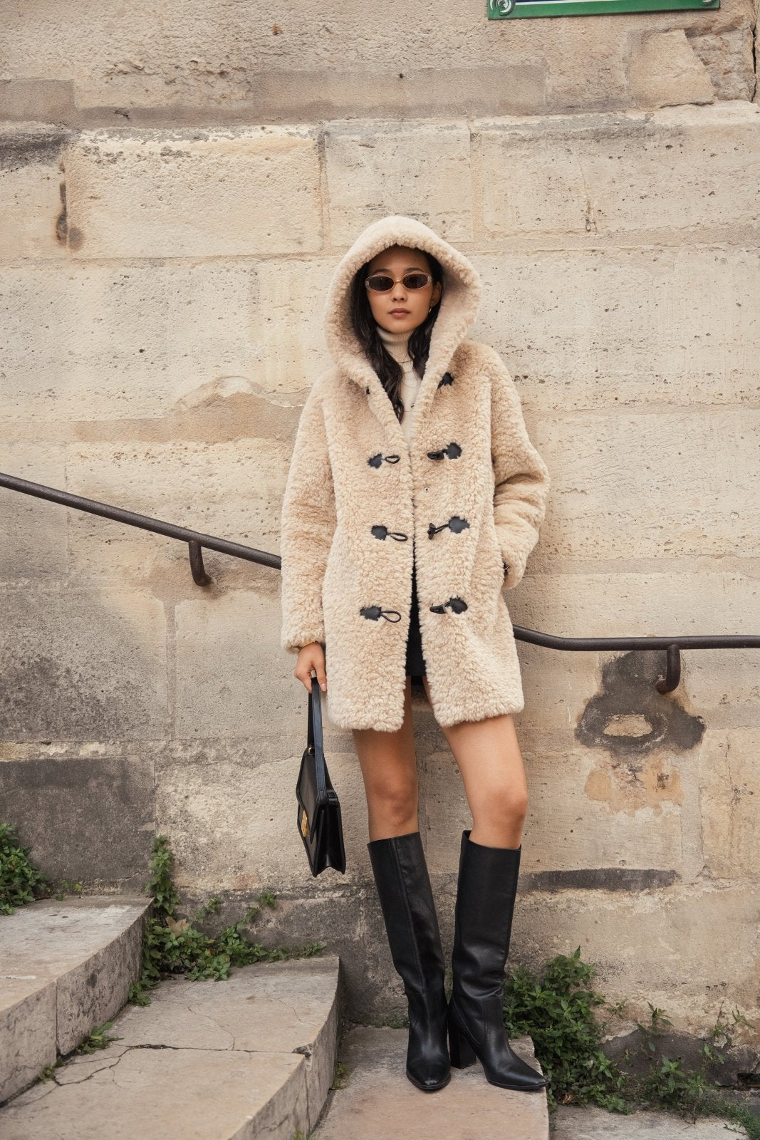 CLOVER manteau duffle coat teddy capuche brandebourg beige femme - Escandelle Paris (portrait capuche)
#couleur_beige