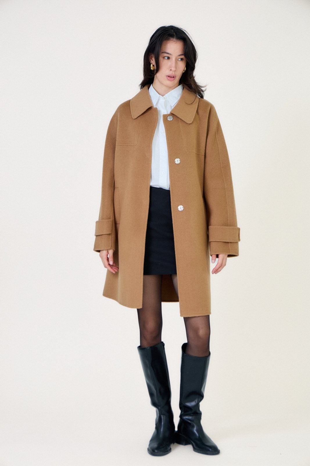 ELARA manteau long laine col arrondi camel femme - Escandelle Paris (silhouette entière)
#couleur_camel