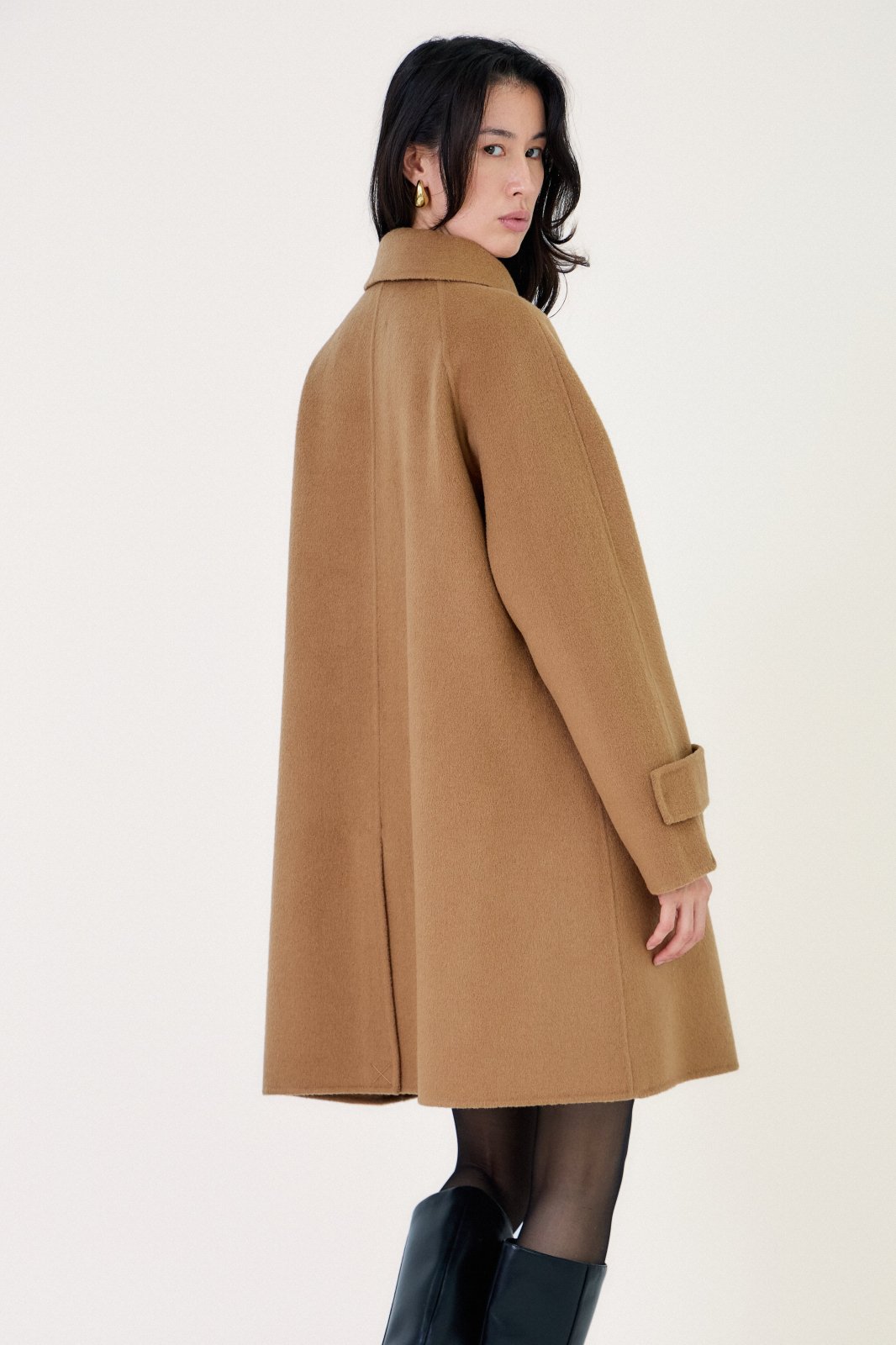 ELARA Camel - Escandelle (Vue de dos)
#couleur_camel