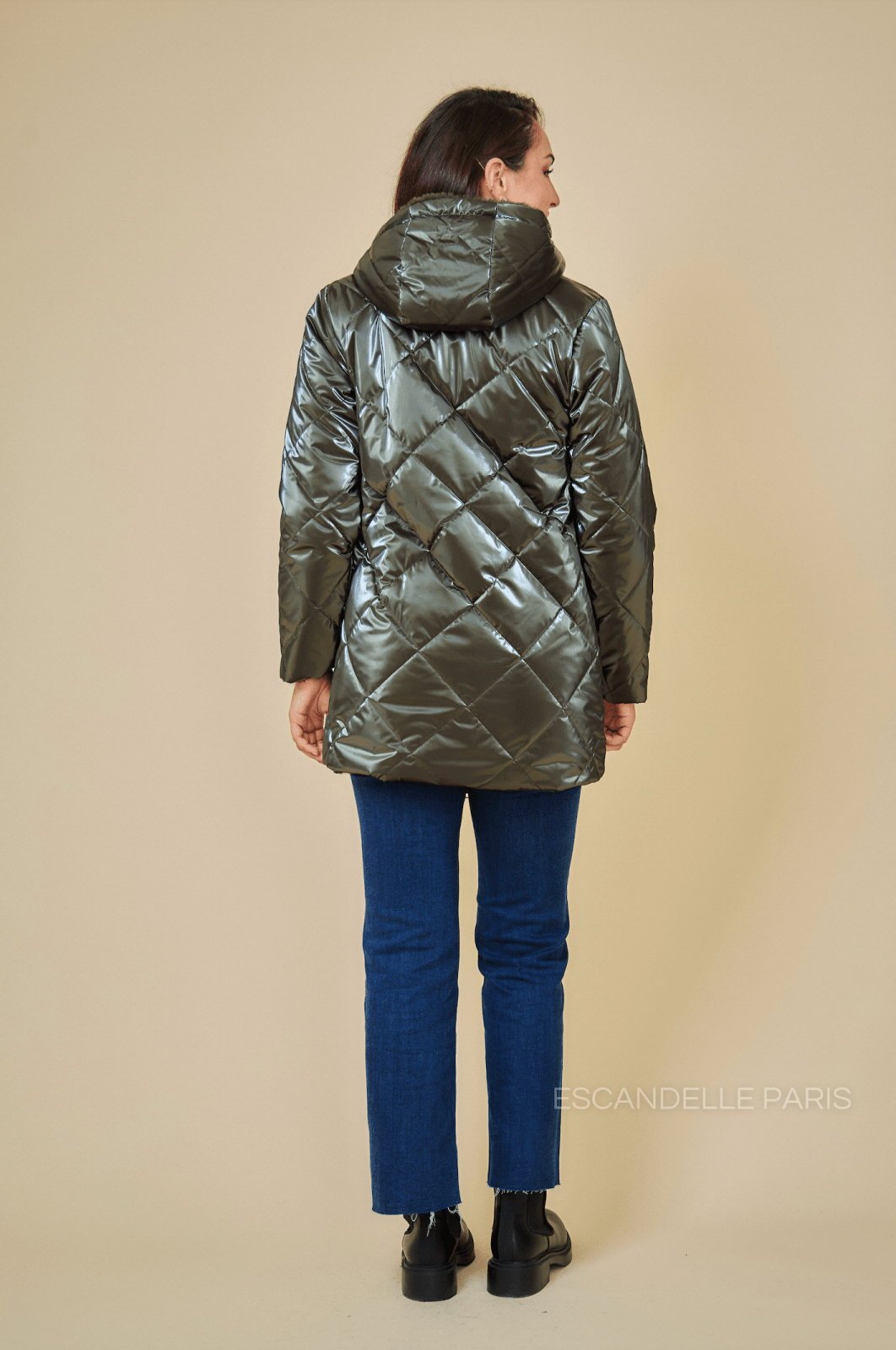 GEMMA parka longue réversible fourrée kaki métallisé femme - Escandelle Paris (vue de dos)
#couleur_vert