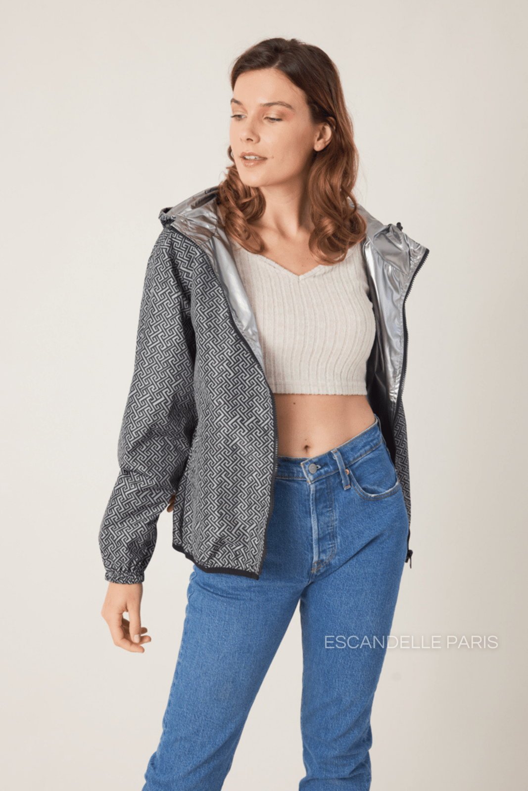 LILOU parka courte réversible imperméable métallisée gris femme - Escandelle Paris (portrait)
#couleur_gris