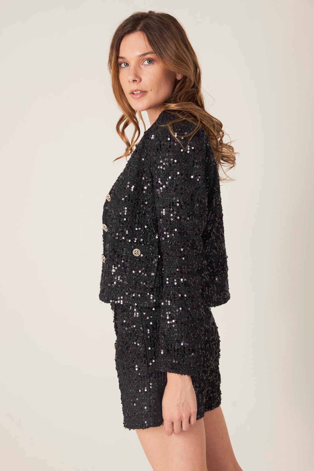 LILY veste courte tailleur tweed sequins noir femme - Escandelle Paris (profil gauche)
#couleur_noir