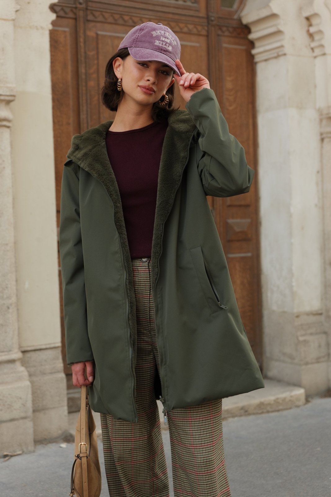 LUA parka réversible déperlante fourrée kaki femme - Escandelle Paris (portrait)
#couleur_kaki