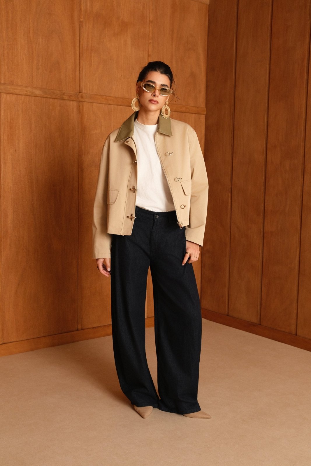 MEVINA veste courte déperlante col simili beige femme - Escandelle Paris (silhouette entière)
#couleur_beige
