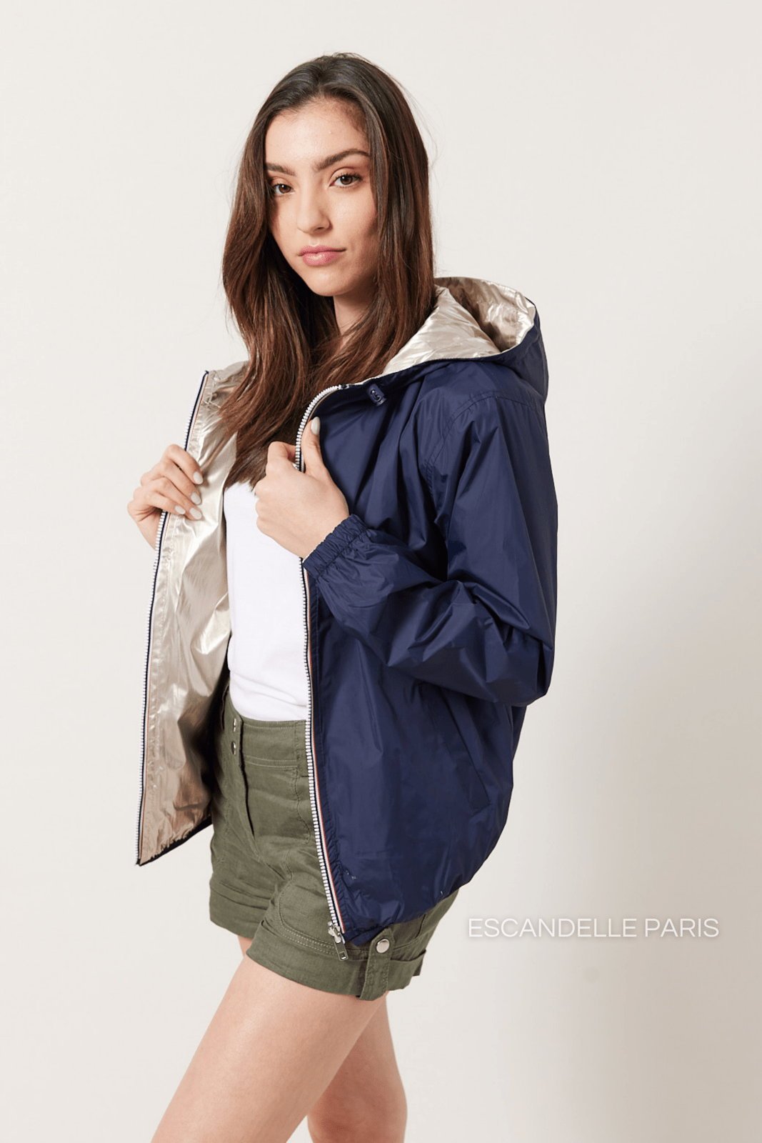 NAÉ parka courte réversible imperméable dorée marine femme - Escandelle Paris (vue de profil)
#couleur_navy
