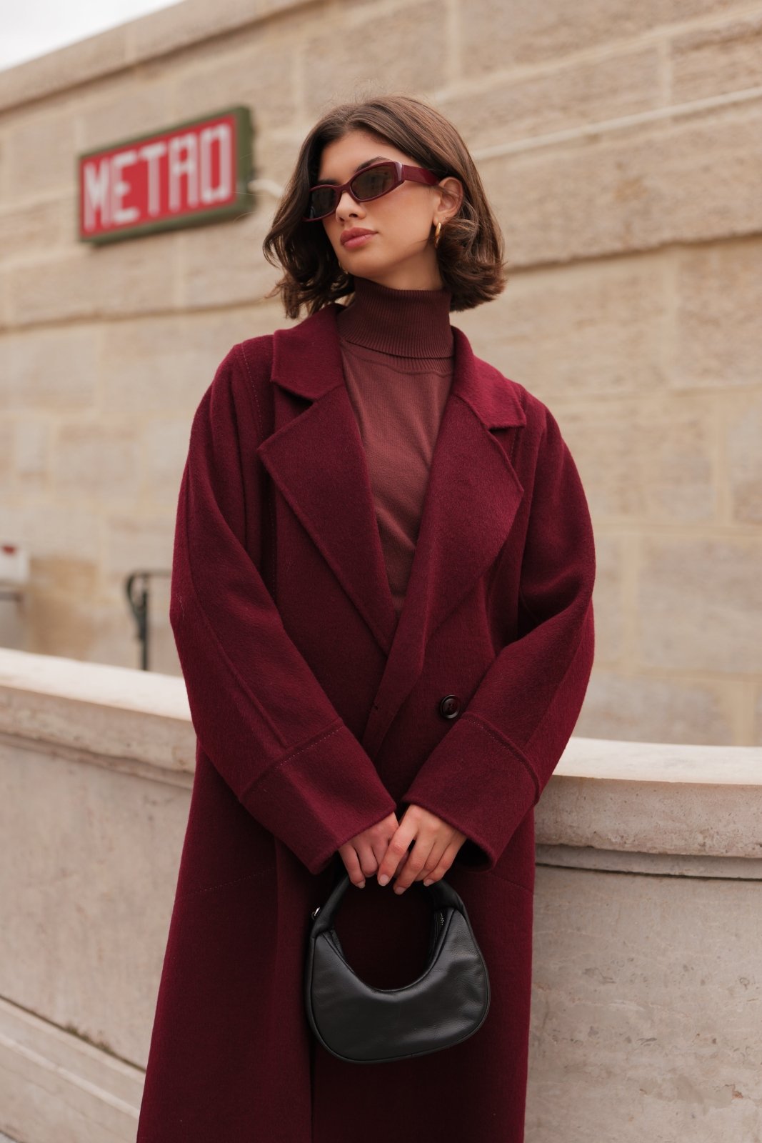 NOELLE manteau long laine ceinture amovible poches bordeaux femme - Escandelle Paris (portrait)
#couleur_bordeaux