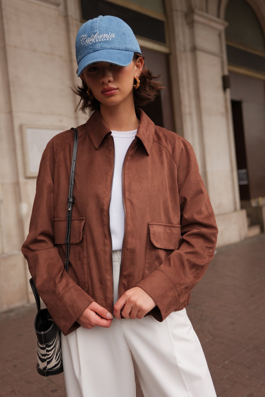 NOLA blouson court suédine choco femme - Escandelle Paris (portrait)
#couleur_choco