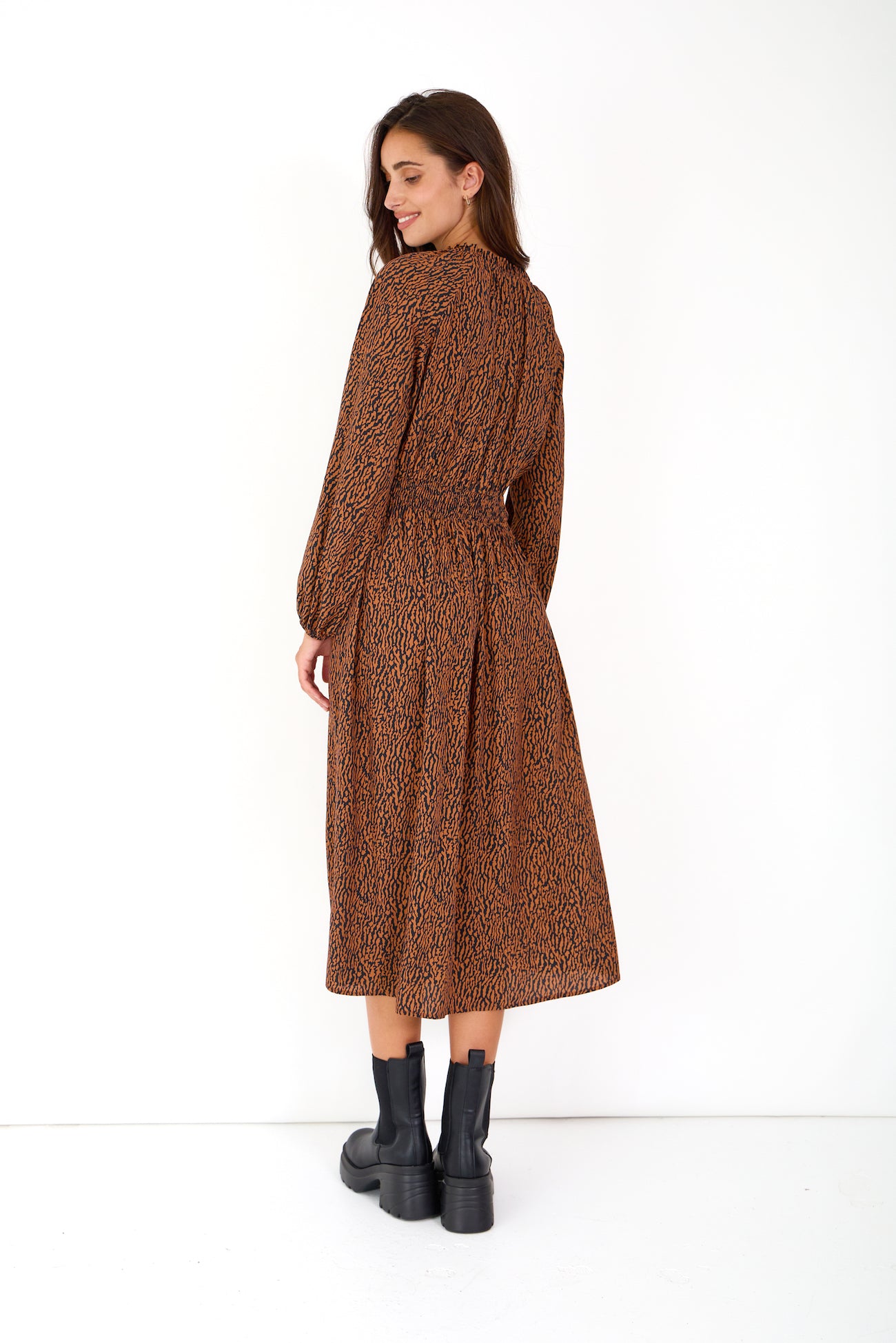 robe longue à manches longues imprimé style bohème, élastique à la taille, dos