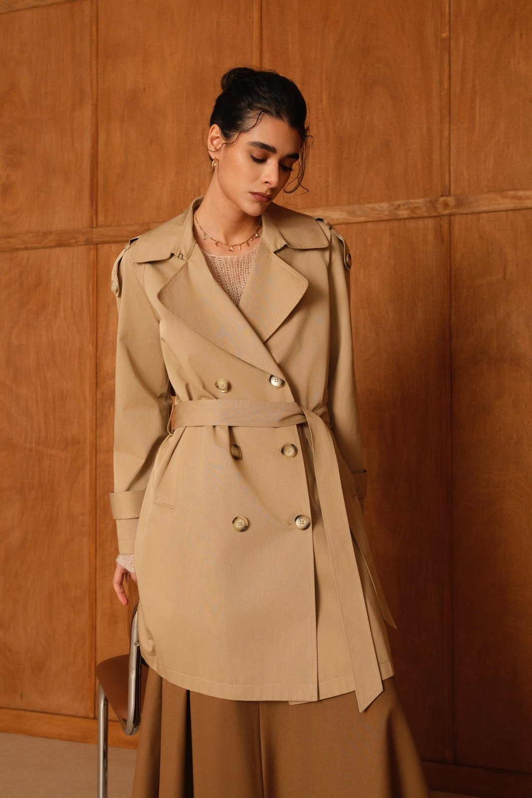SCOTT trench mi-long déperlant beige femme - Escandelle Paris (silhouette de face)
#couleur_beige