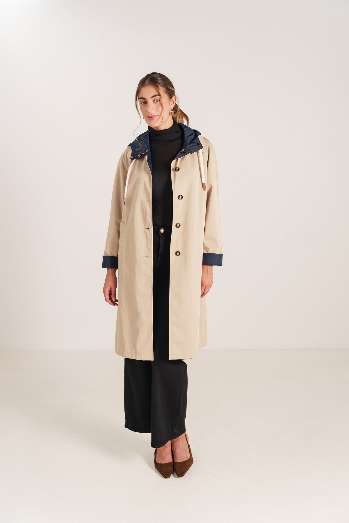 VENUS parka longue coton imperméable réversible marine femme - Escandelle Paris (silhouette entière)
#couleur_marine