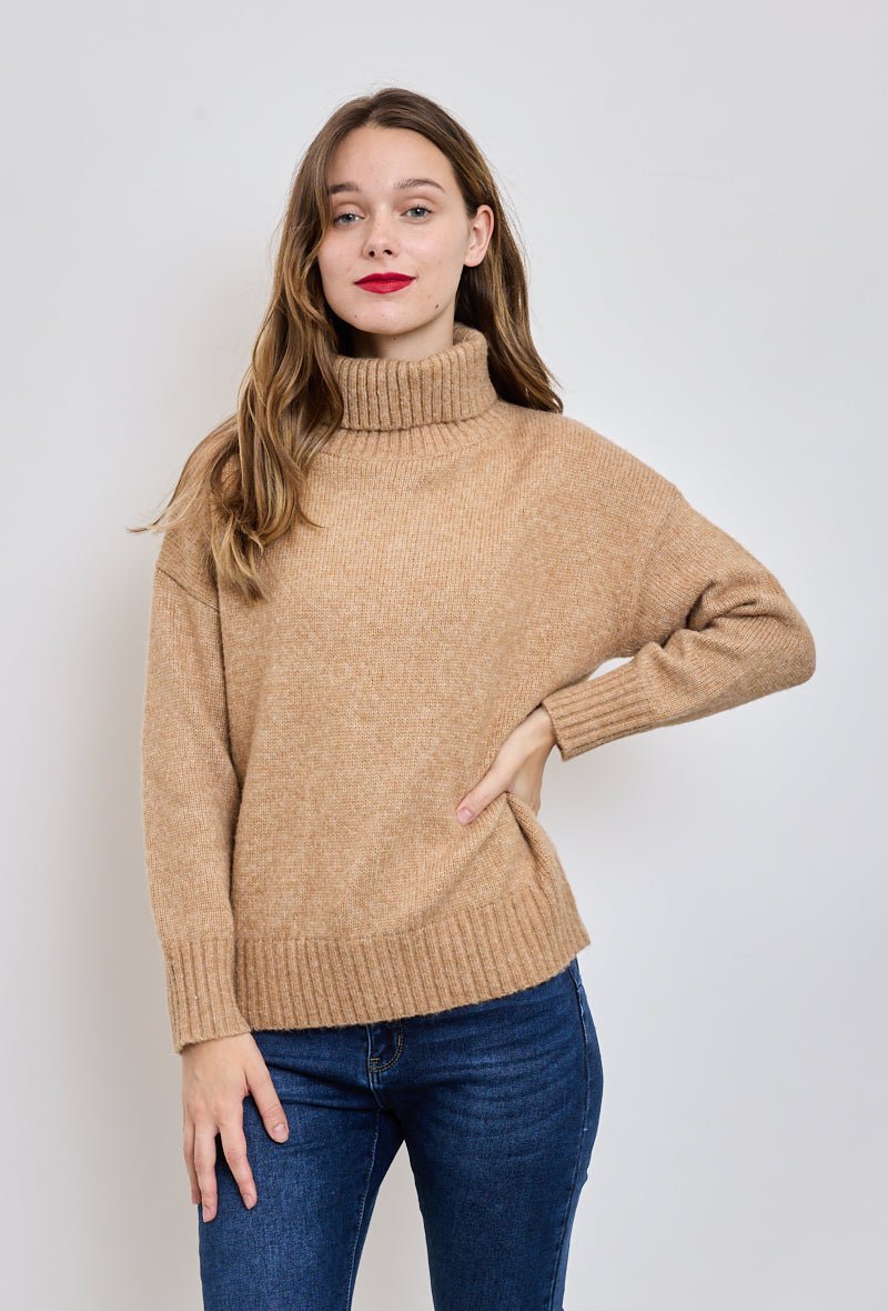OLA pull col roulé maille douce taupe femme - Escandelle Paris (portrait)
#couleur_taupe